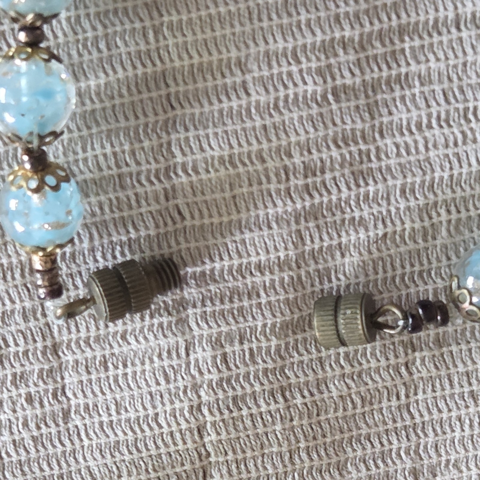 Vtg Light Blue Gold Foiled Venetian Art Glass Necklace & Clip-On Earrings Italy