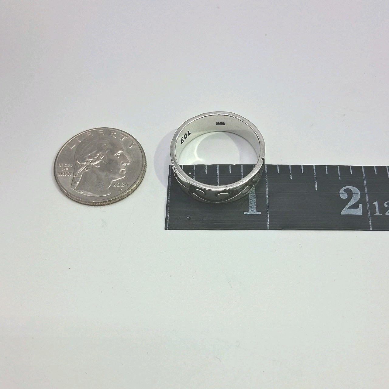 Vintage Southwestern Design Sterling Silver Band Ring Sz12