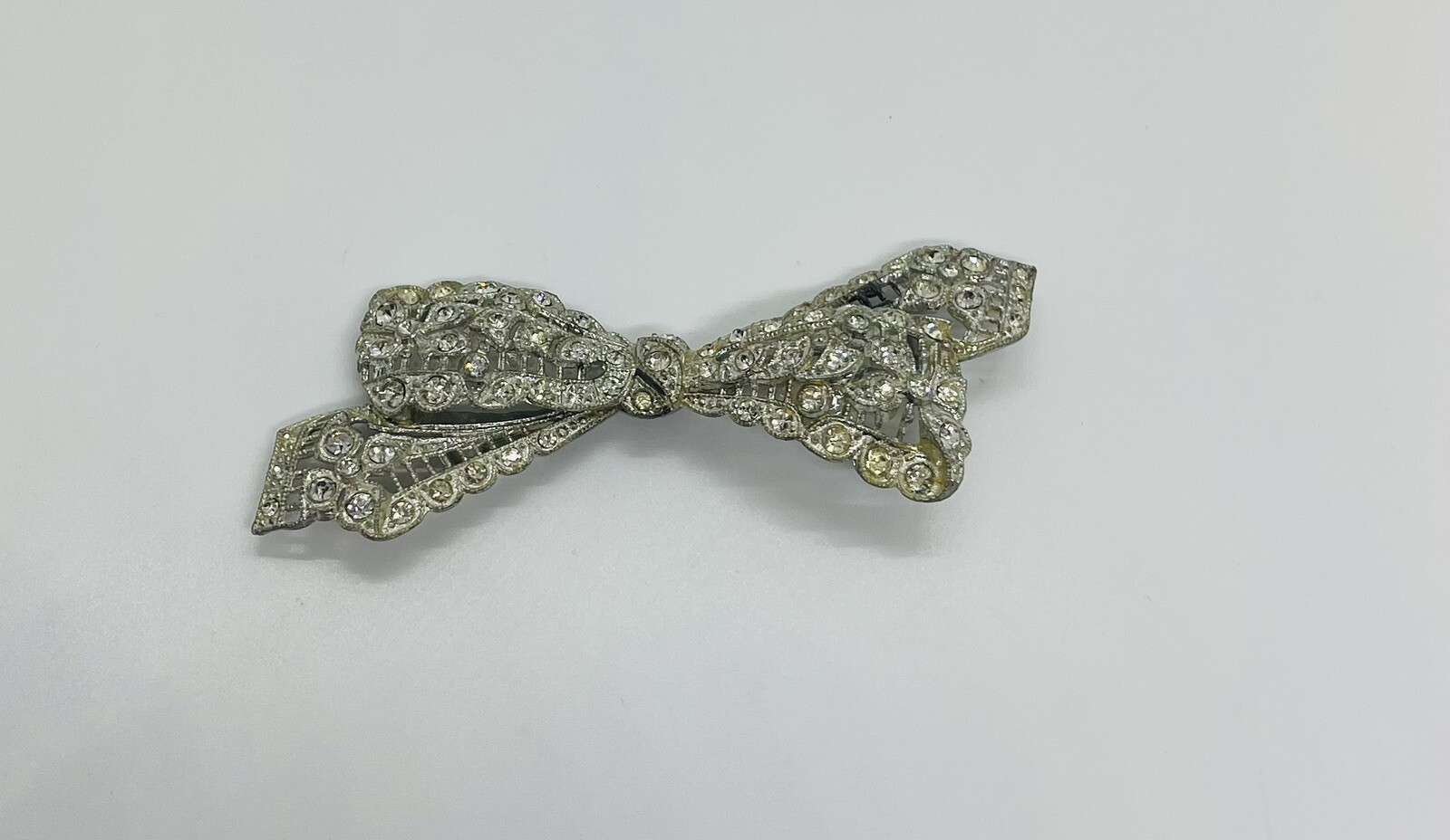 Gorgeous Vintage New England Glass Works 40’s Large Rhinestone Brooch