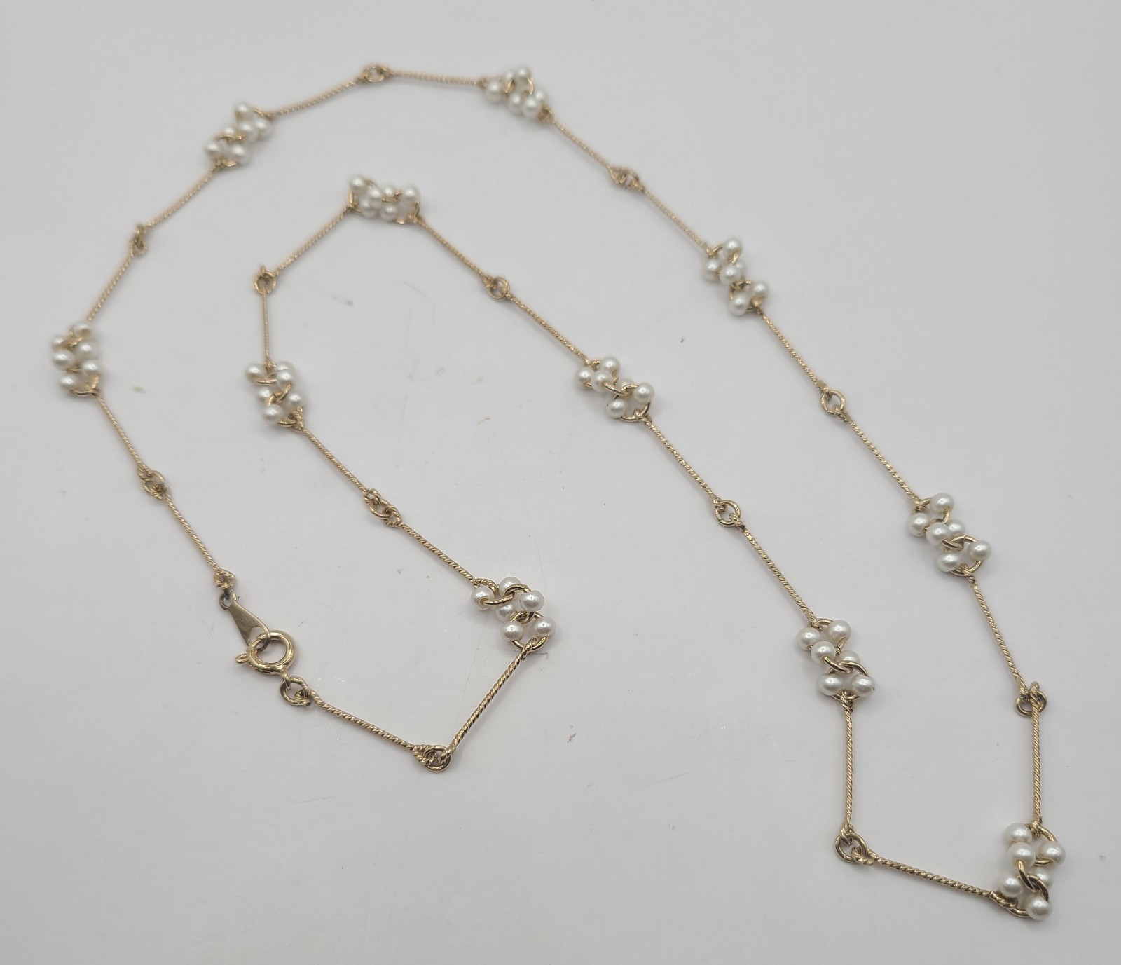Vtg Avon Goldtone White Faux Pearl Cluster Bar Link 24″ Station Necklace Signed