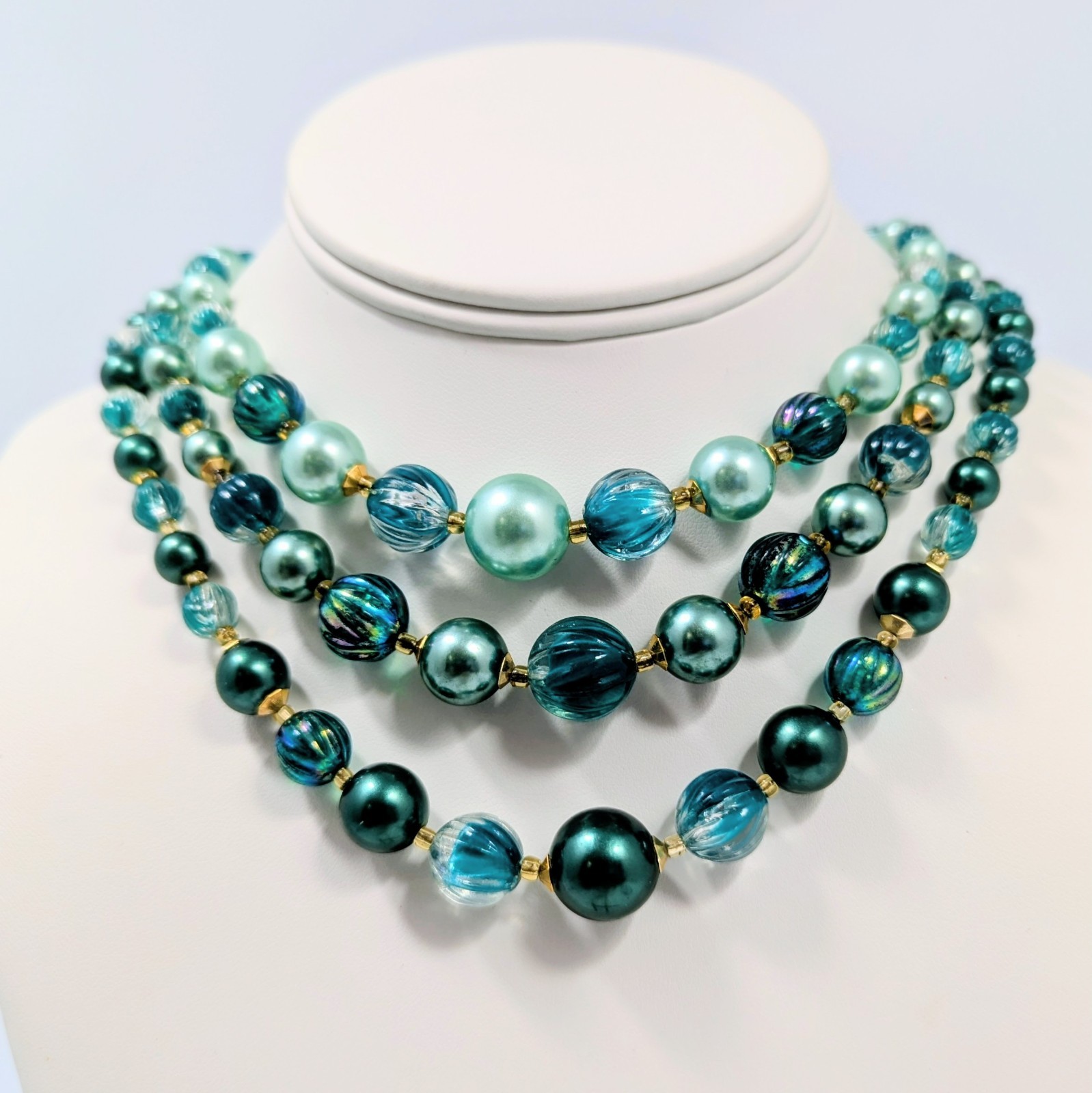 Vintage Teal Blue Multi Beaded 3 Strand Hong Kong 15-17″