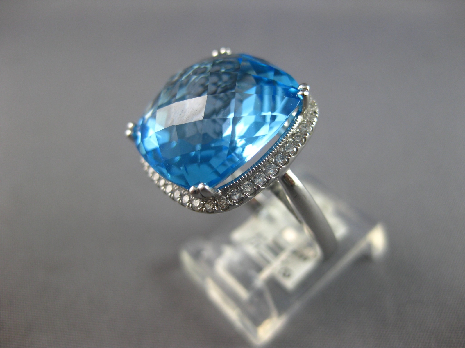 EXTRA LARGE 15.70CT DIAMOND & AAA BLUE TOPAZ 14K WHITE GOLD CUSHION & ROUND RING