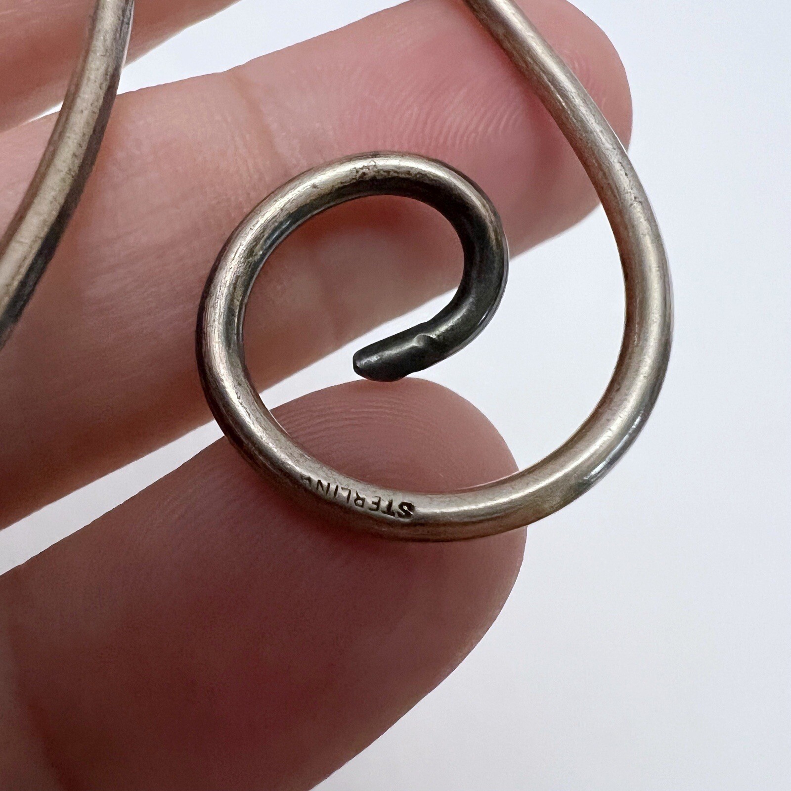 Vintage Sterling Silver Aqua Glass Large Scroll Swirl Ribbon Brooch Pin