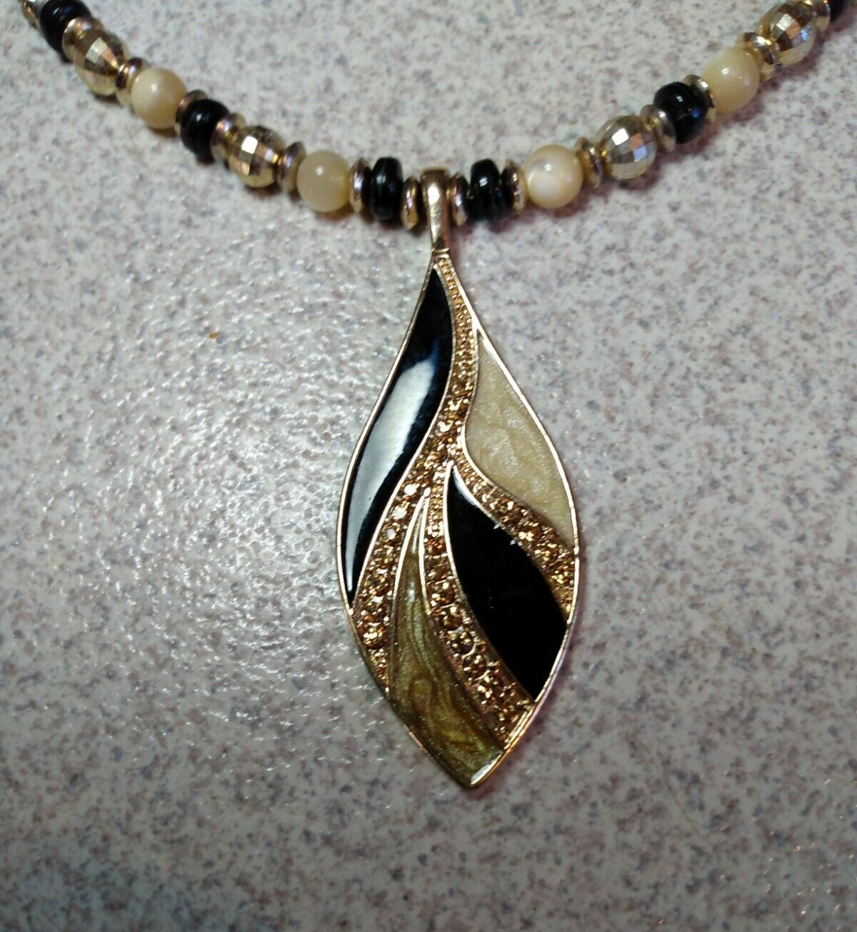 LOVELY DRAMATIC GOLDTONE-ENAMEL-RHINESTONE NECKLACE & EARRINGS SET SIGNED KC