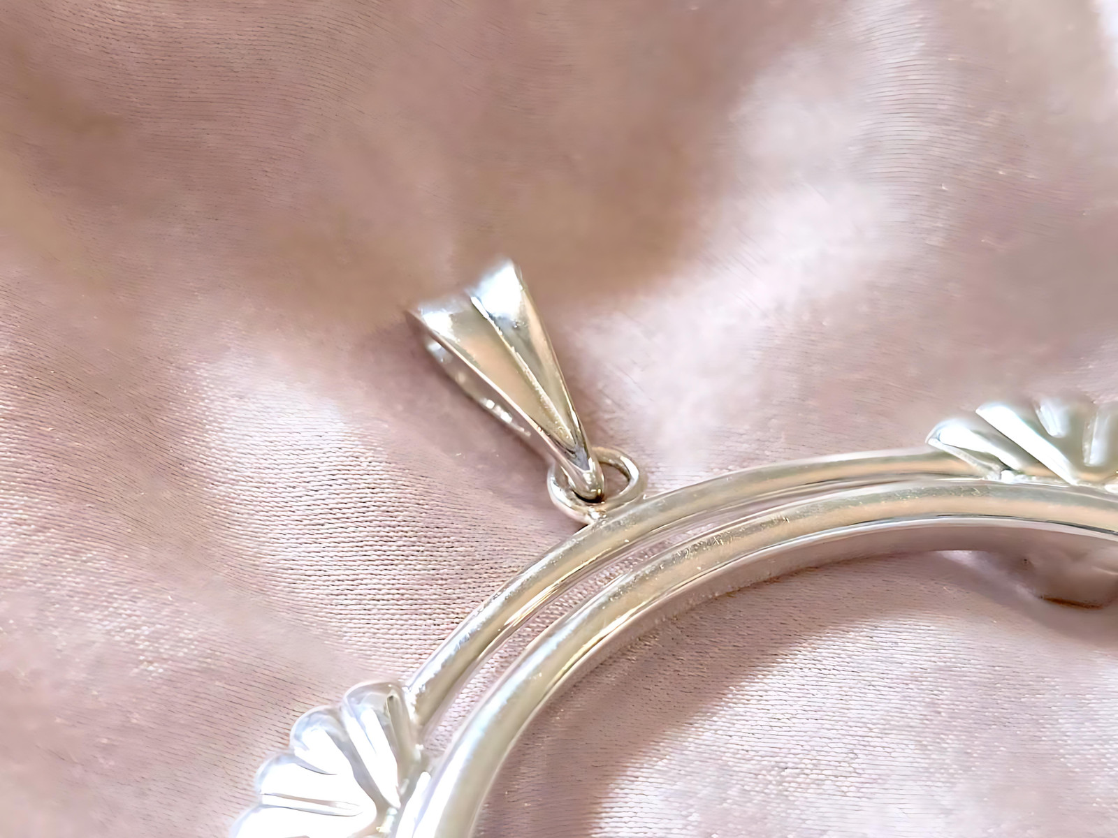 925 Sterling Silver Prong Back Clamshell Edge Bezel for 39mm Coins