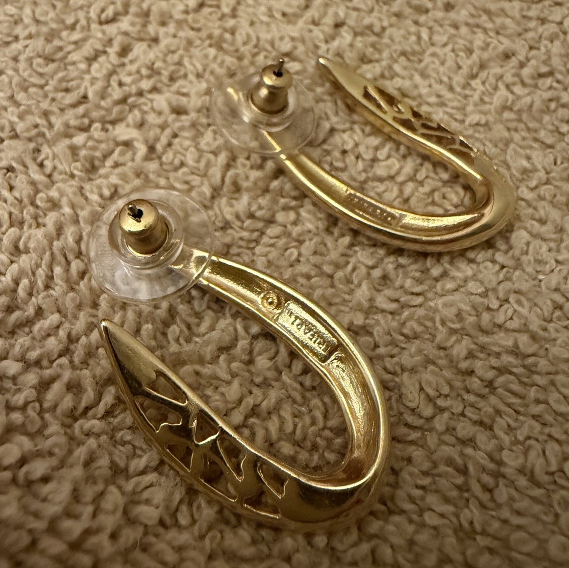 Vintage Trifari Filigree Brooch Pin + Stud Earrings (3pc Matching Set, Signed)