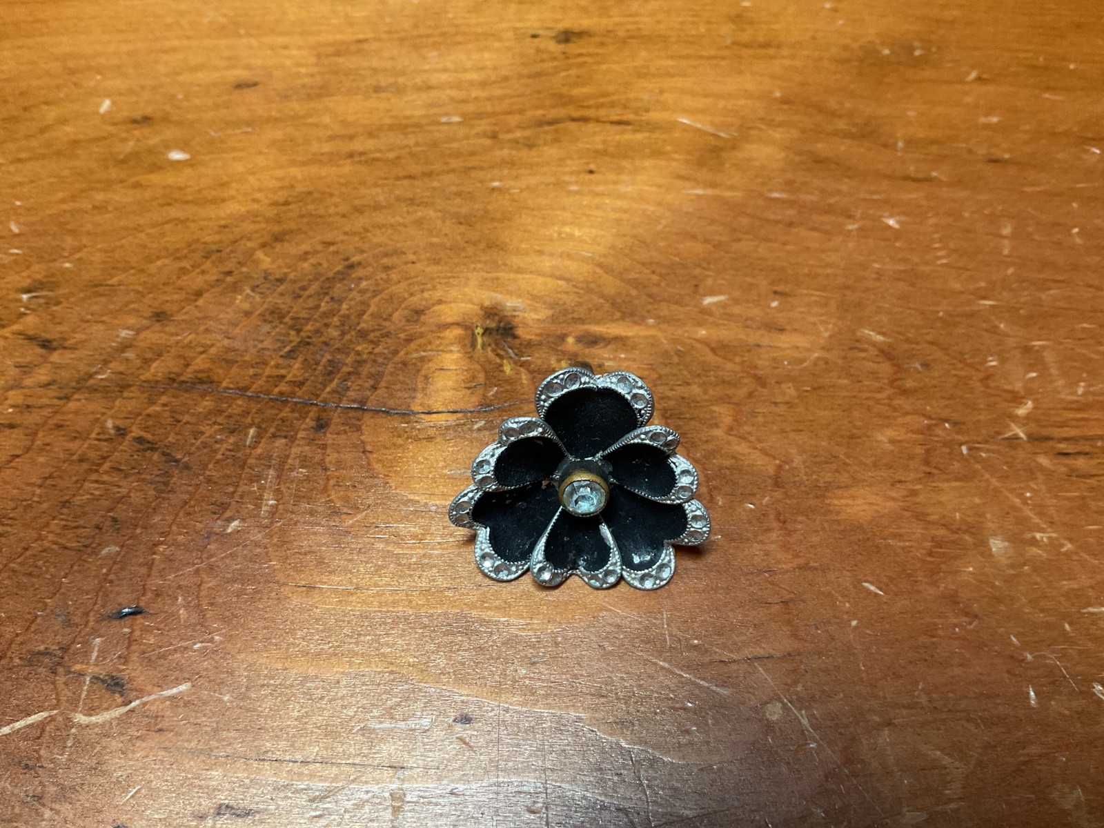 VTG Eloxal aluminum pin & ear ring set black flower Gemany