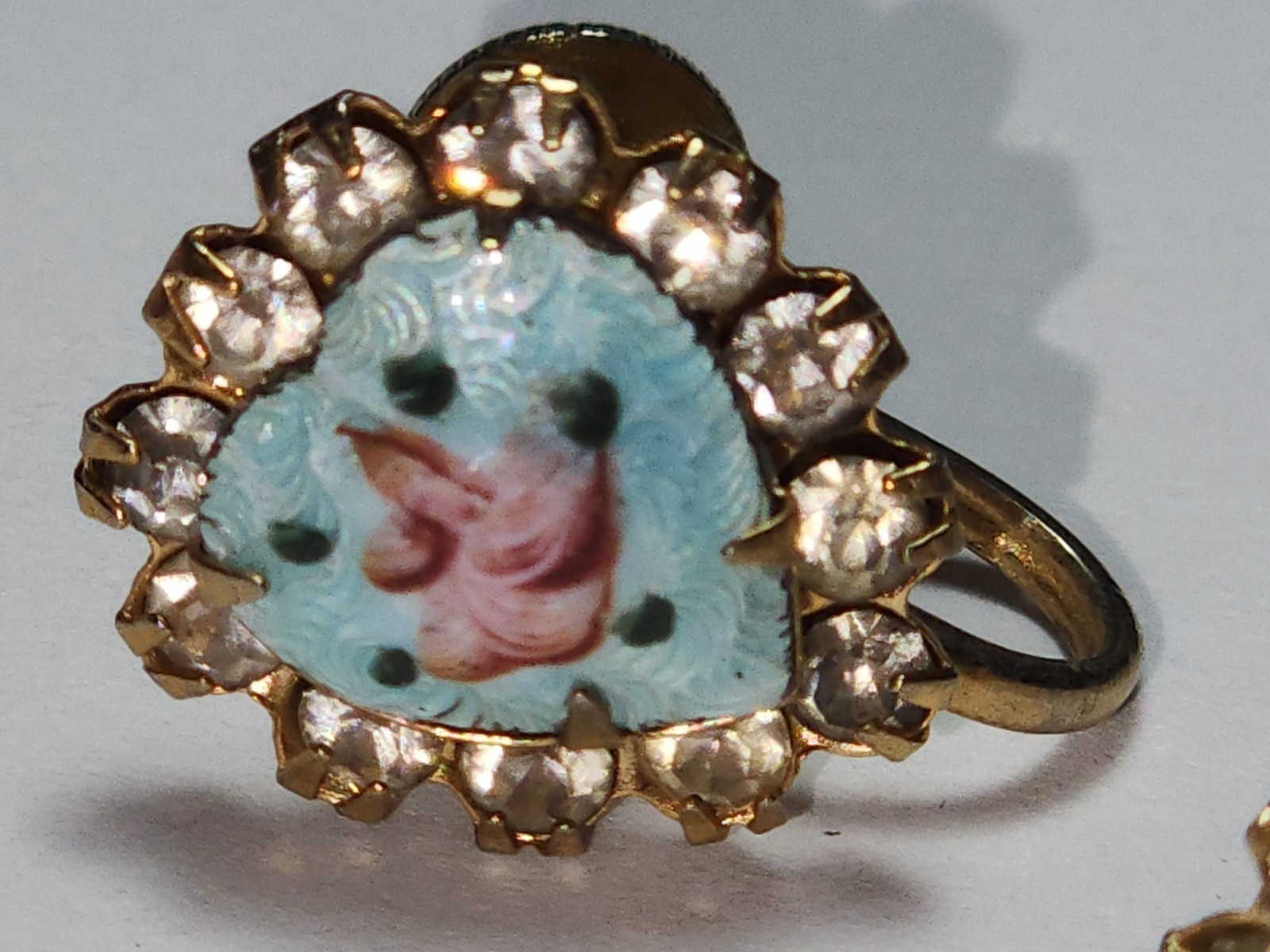 1950s Guilloche Rhinestone Screwback Heart Vtg Earrings Gold Tone Women Jewelry