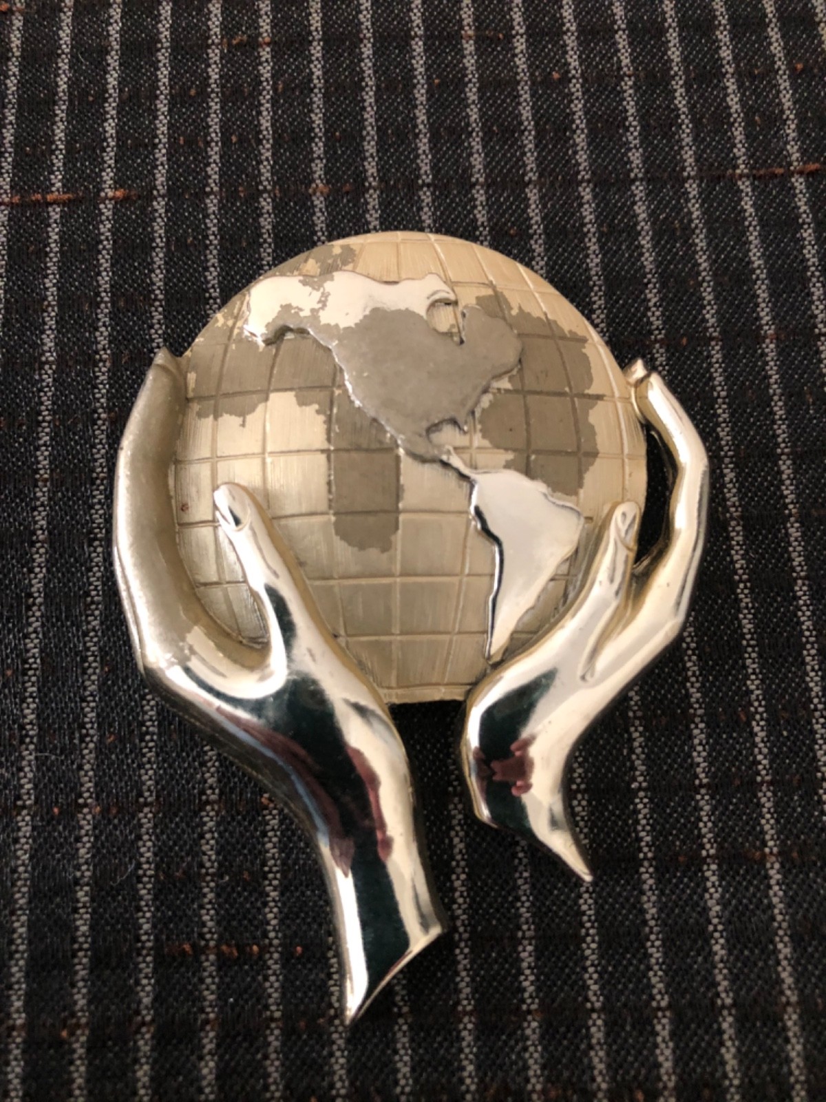 Earth In Hands Gold Tone Brooch ~ Pin Vintage 1980’s – 1990’s