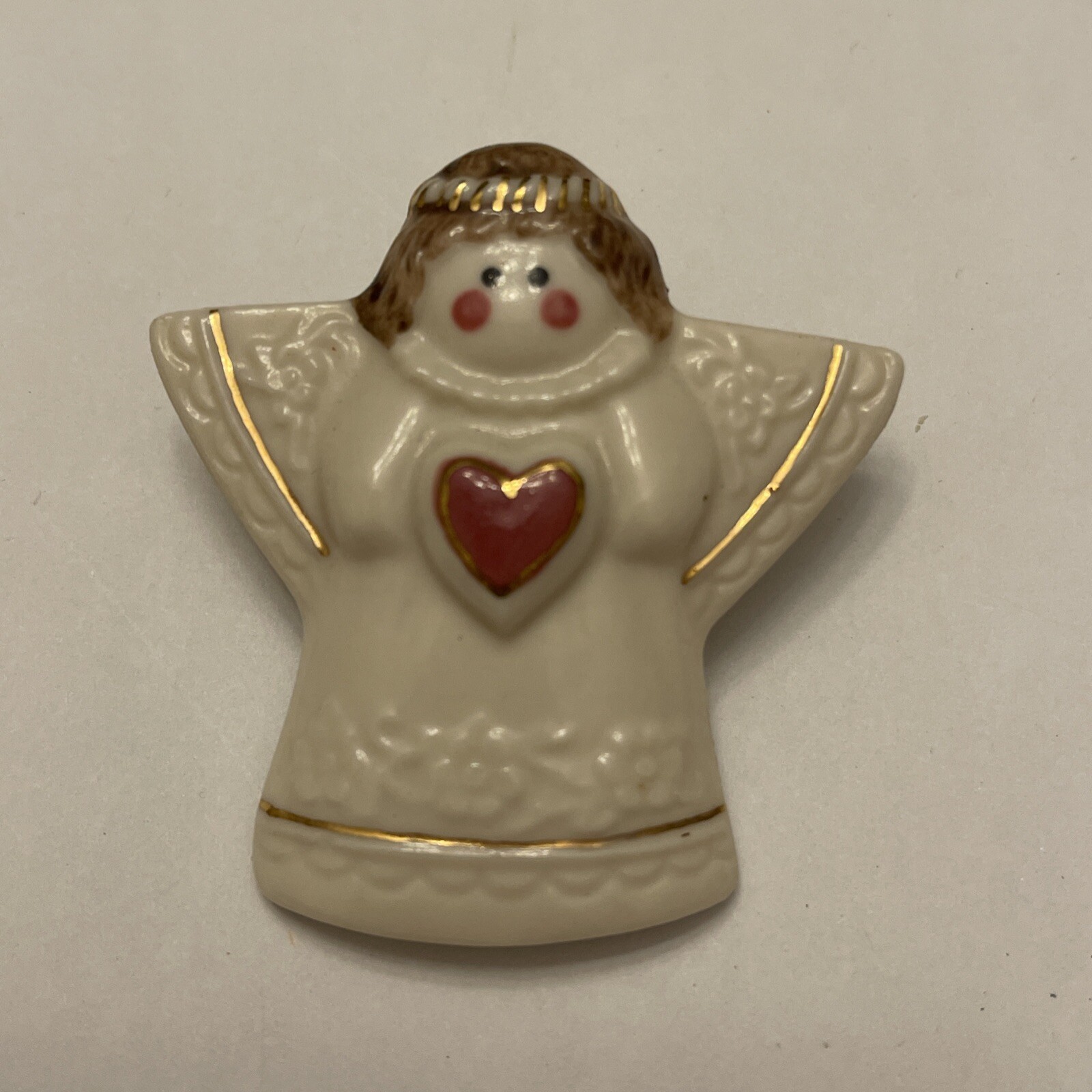 1996 Hearts & Flowers Porcelain Angel Pin Brooch 2” Christmas
