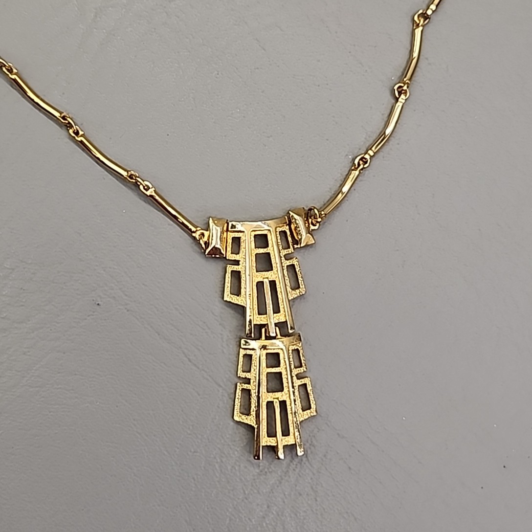 Vintage Modernist Necklace Gold Tone Geometric Dangle Pendant Articulated READ