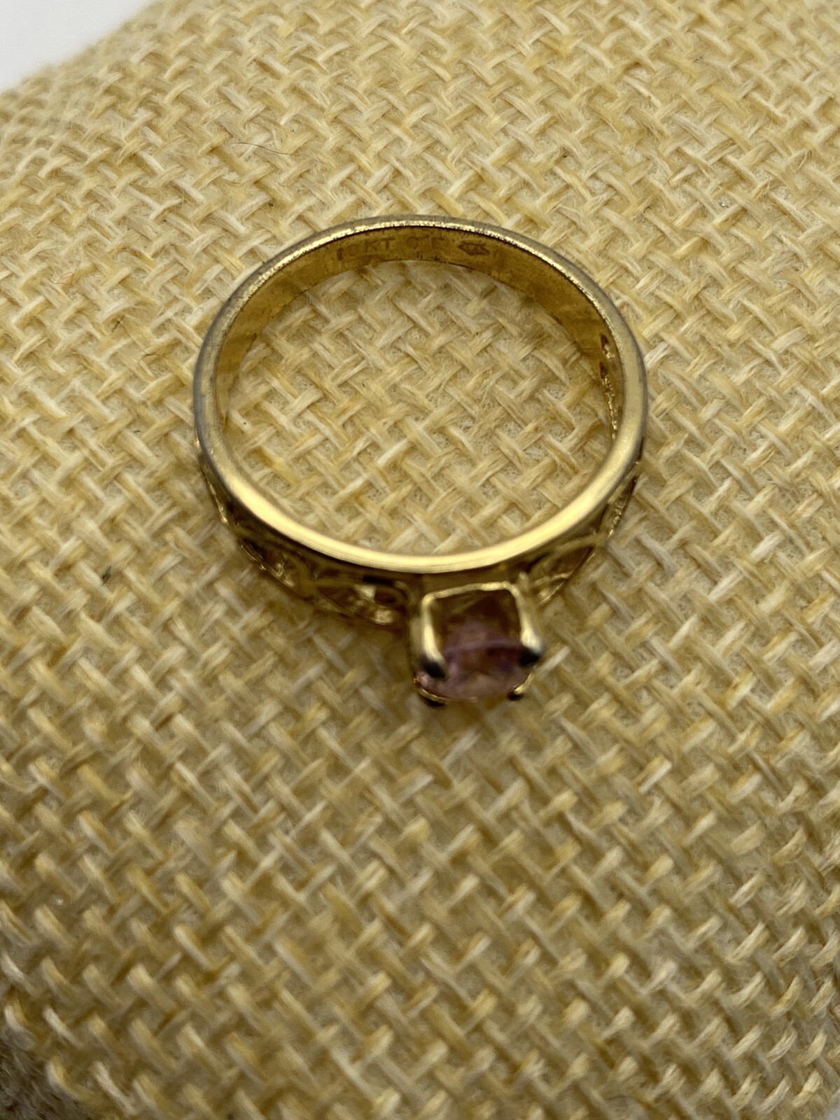 Heart Ring Vintage 18kt GE Pink Stone