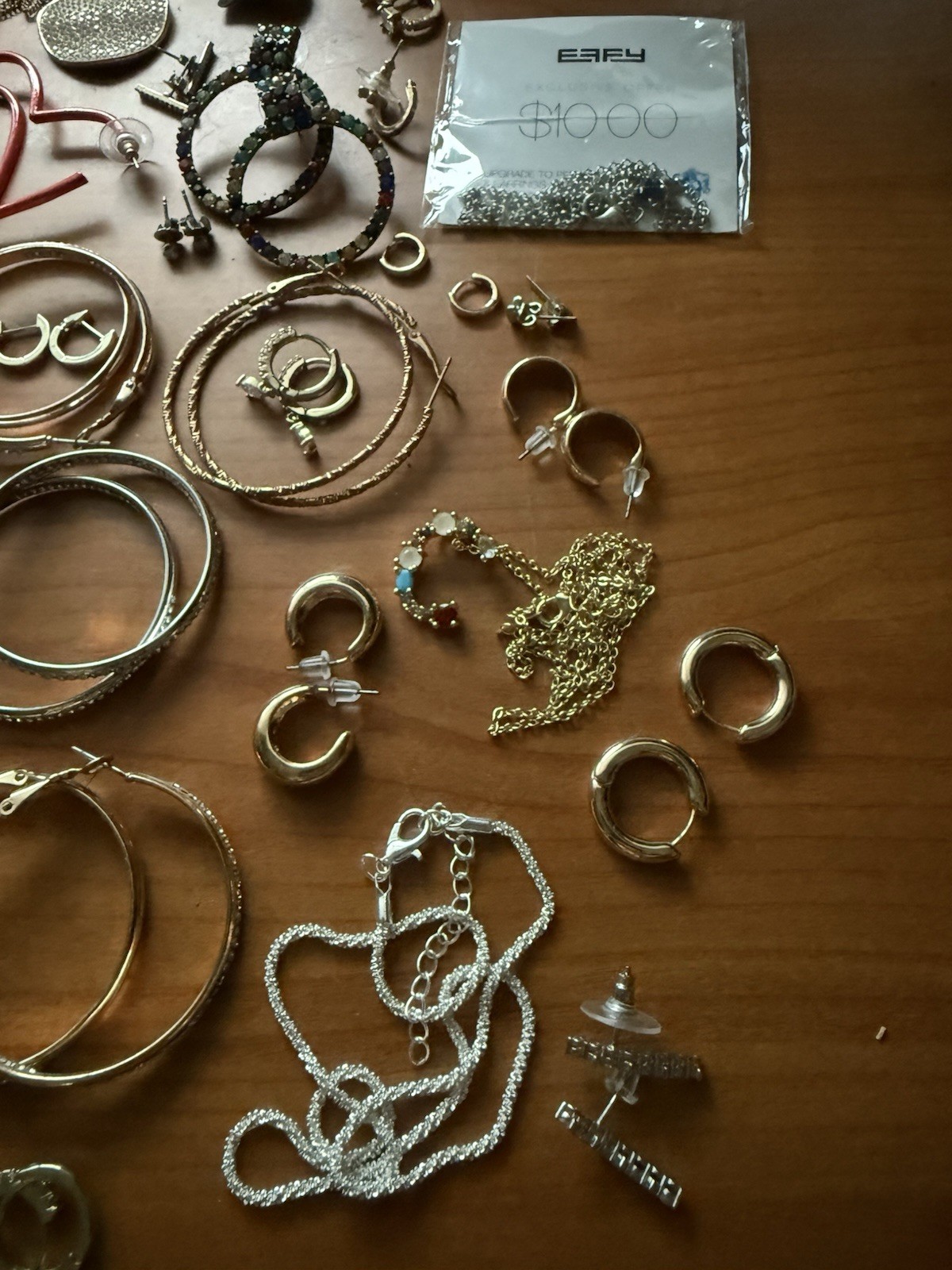 Lot 35+ Modern FASHION JEWELRY Rings, Necklaces, Earrings All Wearable!!