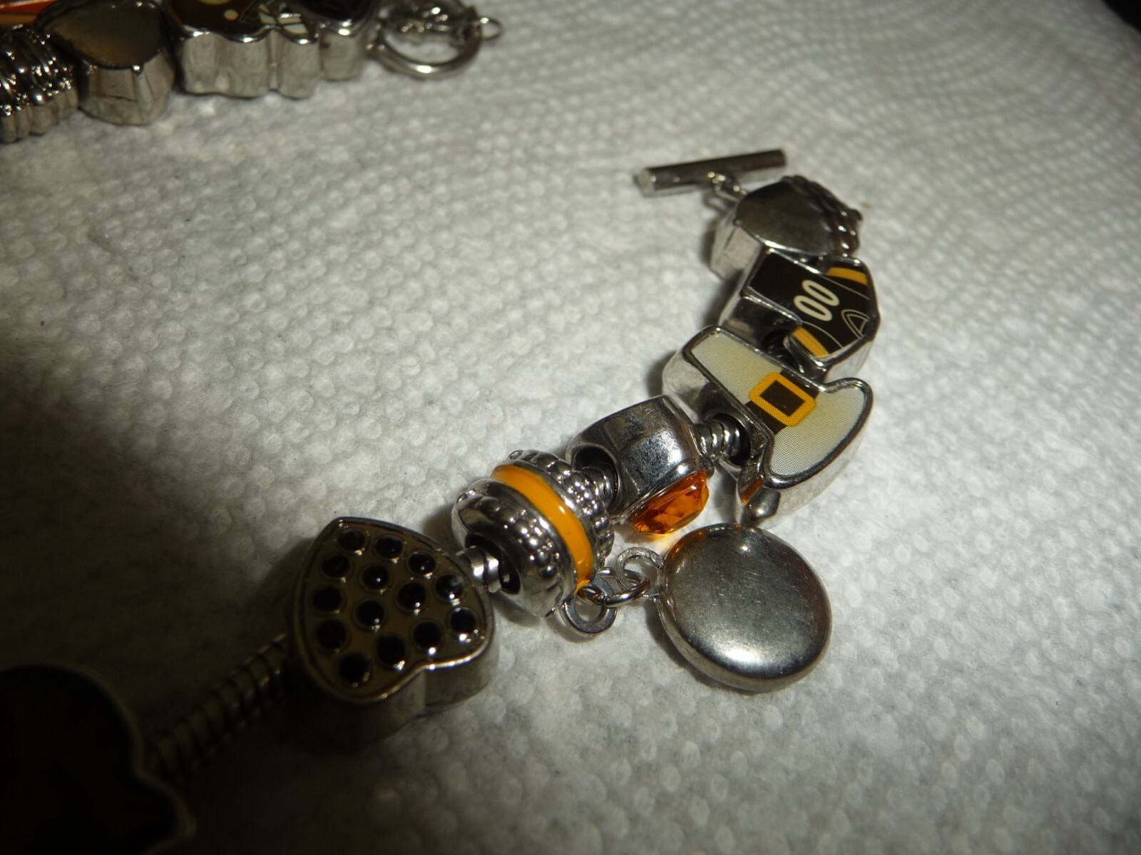 NOVEMBER THANKSGIVIN SILVER TONE CHARM BRACELET W 14 MIXED SLIDE ON CHARMS #2826