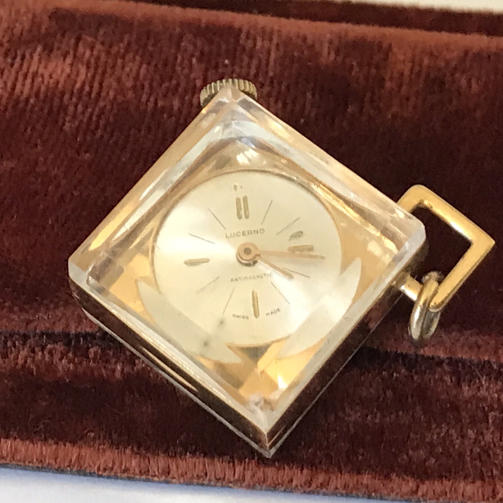 Lucerno Manual 22mm 1 Jewel Crystal Cube Pendant Watch RUNS