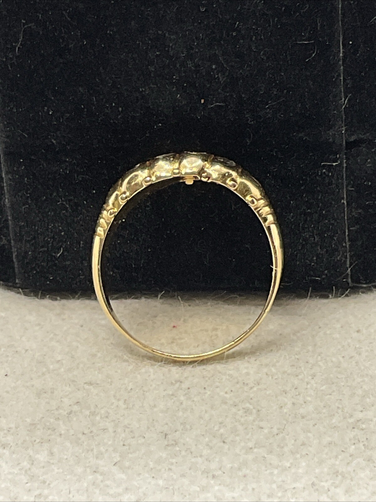 VINTAGE HANDMADE Solid 18K Yellow Gold Rose Cut Diamonds Ladies Band Ring 2gr.