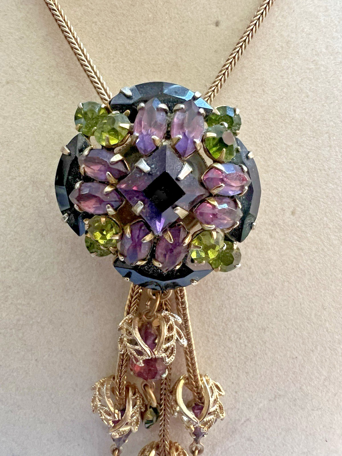 Vintage Shades of Purple & Olive Green Rhinestone waterfall Pendant Necklace 16″