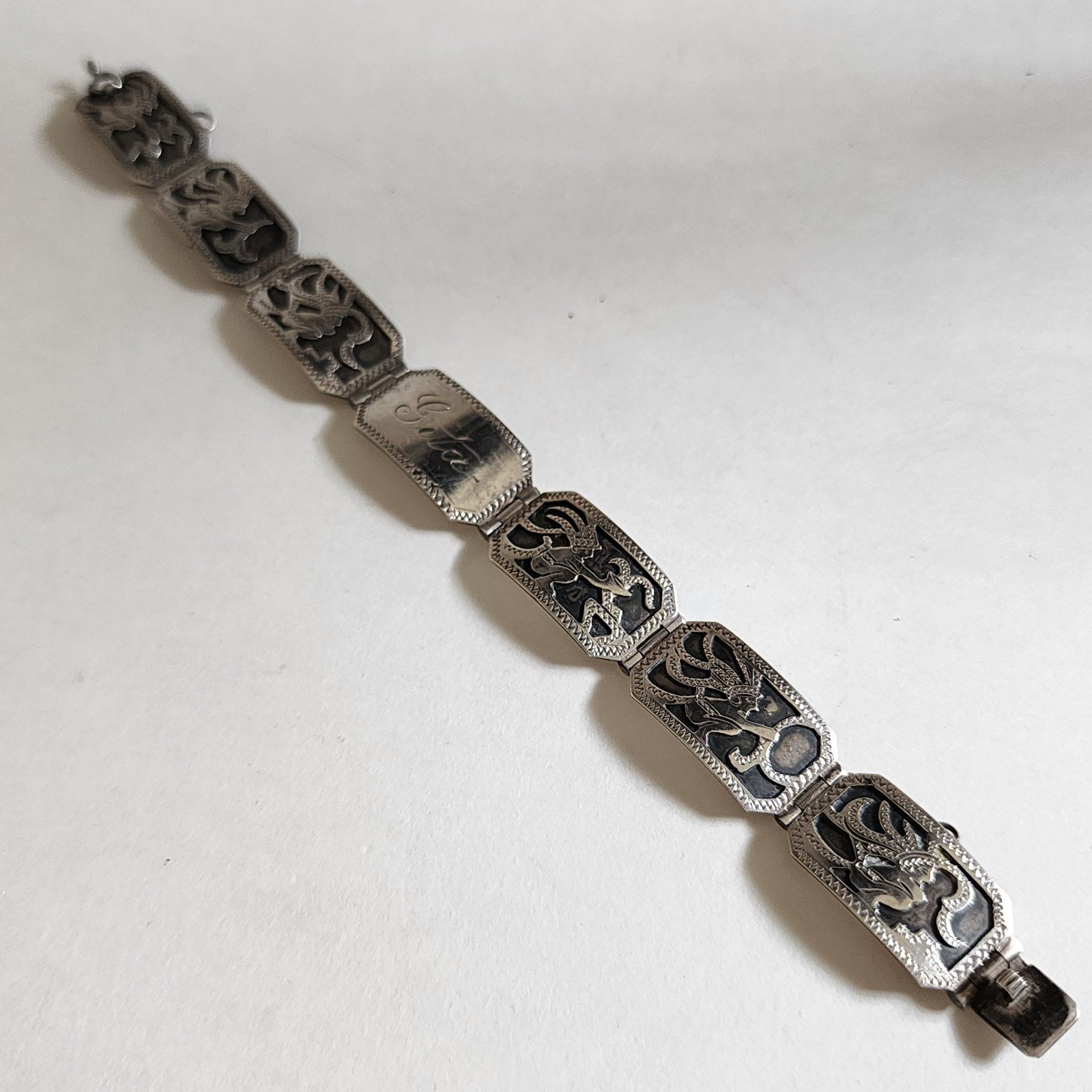 Vintage 925 Sterling Silver 7 Panel Hinged Guatemala Ethnic Mayan Bracelet 6″