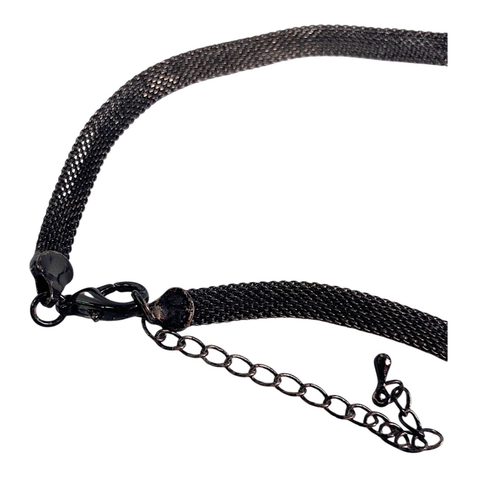 Goth Choker Necklace 15” Black Mesh Chain Heart Pendant Charm Witch Punk Y2K VTG