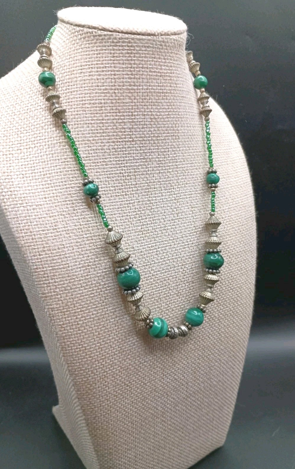 Vintage Green Malachite Beaded Necklace Southwestern Silver Tone Bicone Mexico