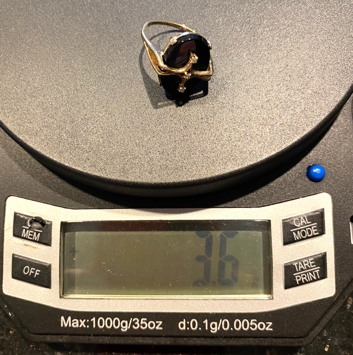 Vintage 10 Kt Onyx & Diamond Ring Size 6 1/2 – 3.6 Grams