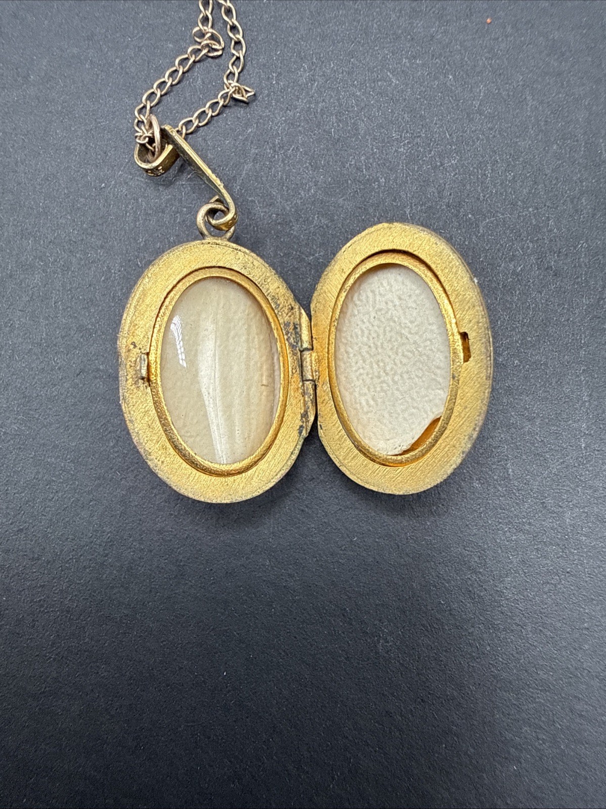 Victorian 10k Gold Filled Locket Necklace Etched Oval 16” B44