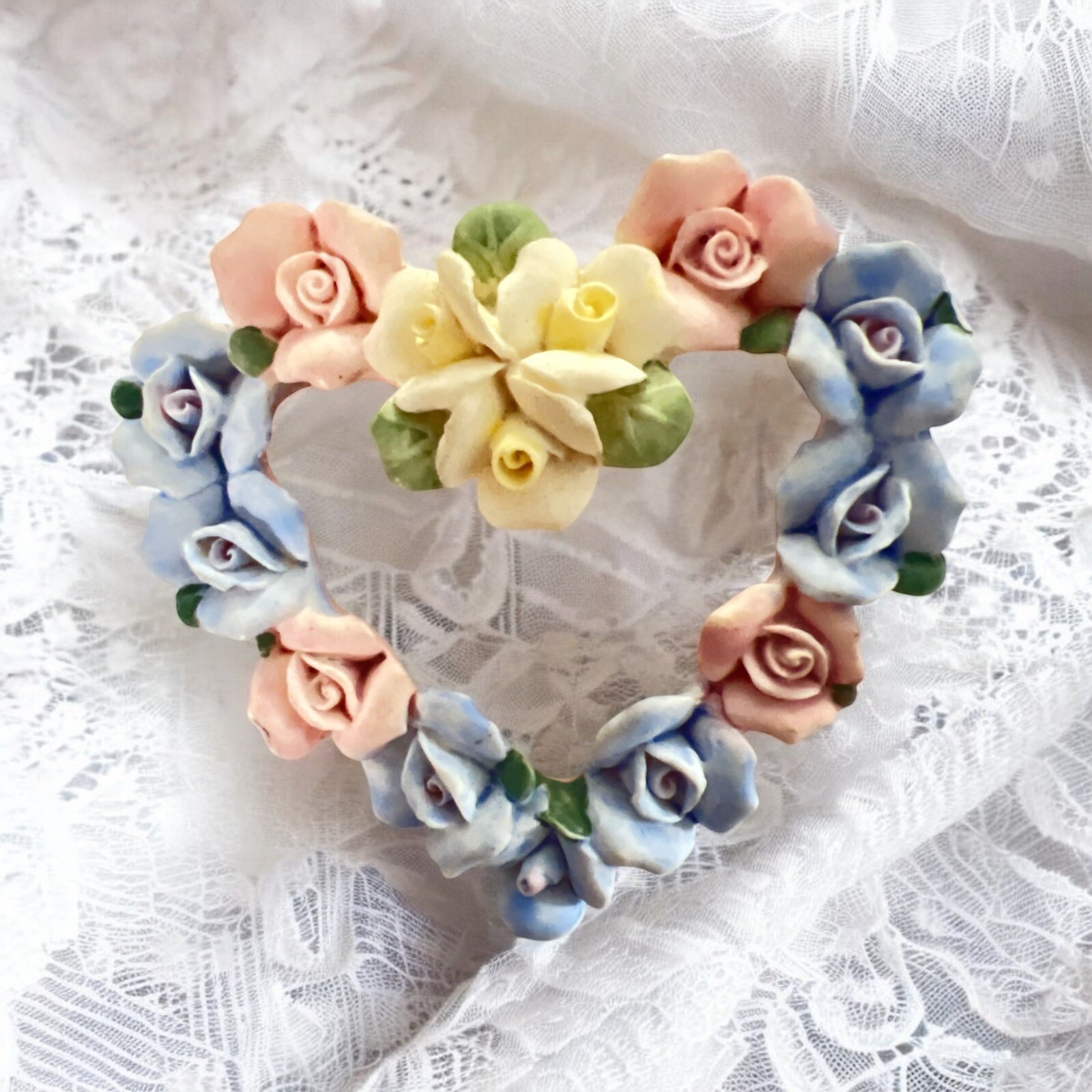 Vintage Avon HEARTS and ROSES Yellow Pink Blue Floral Flowers Brooch Pin