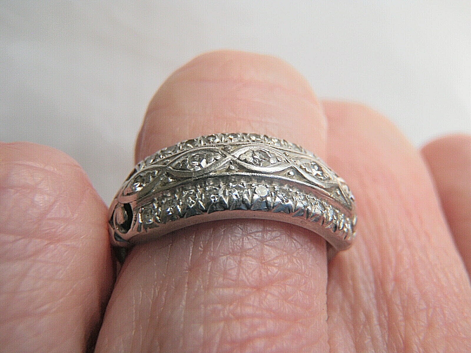 LOVELY RARE DECO ANTIQUE PLATINUM DIAMOND WEDDING BAND RIGHT HAND RING SZ 6.5