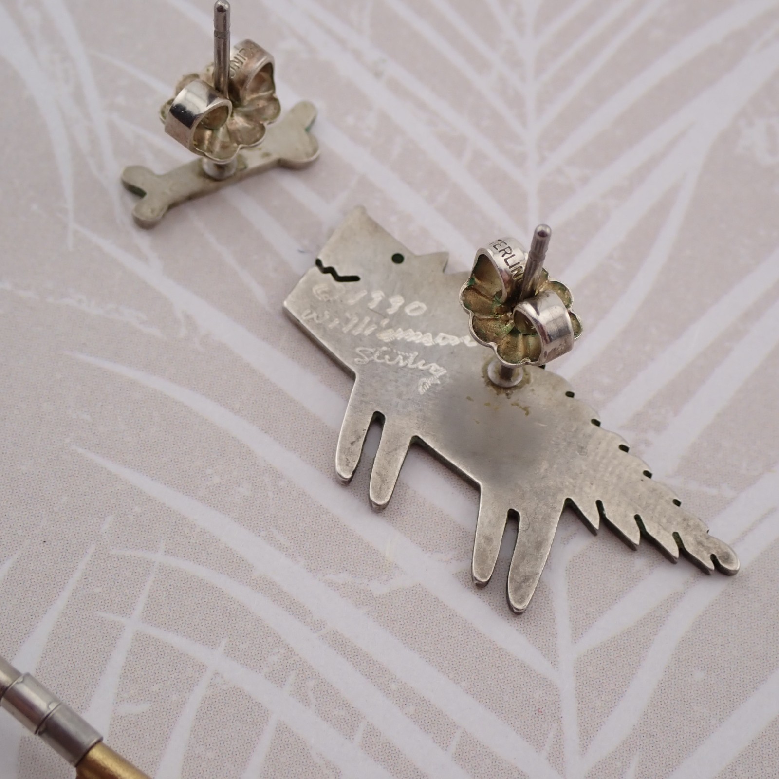 Roberta Williamson Artisan Petie Dog Bone Sterling Silver Earrings Necklace Set
