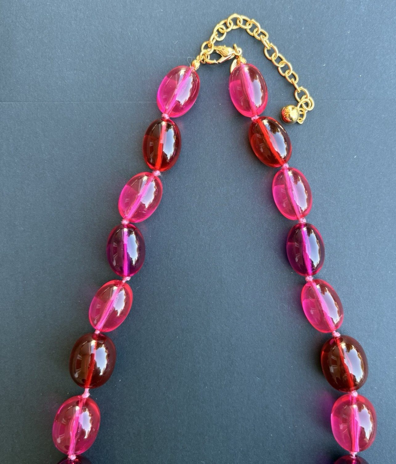 Vintage Joan Rivers Pink Red Purple Acrylic Lucite Beaded Knotted Necklace 24″