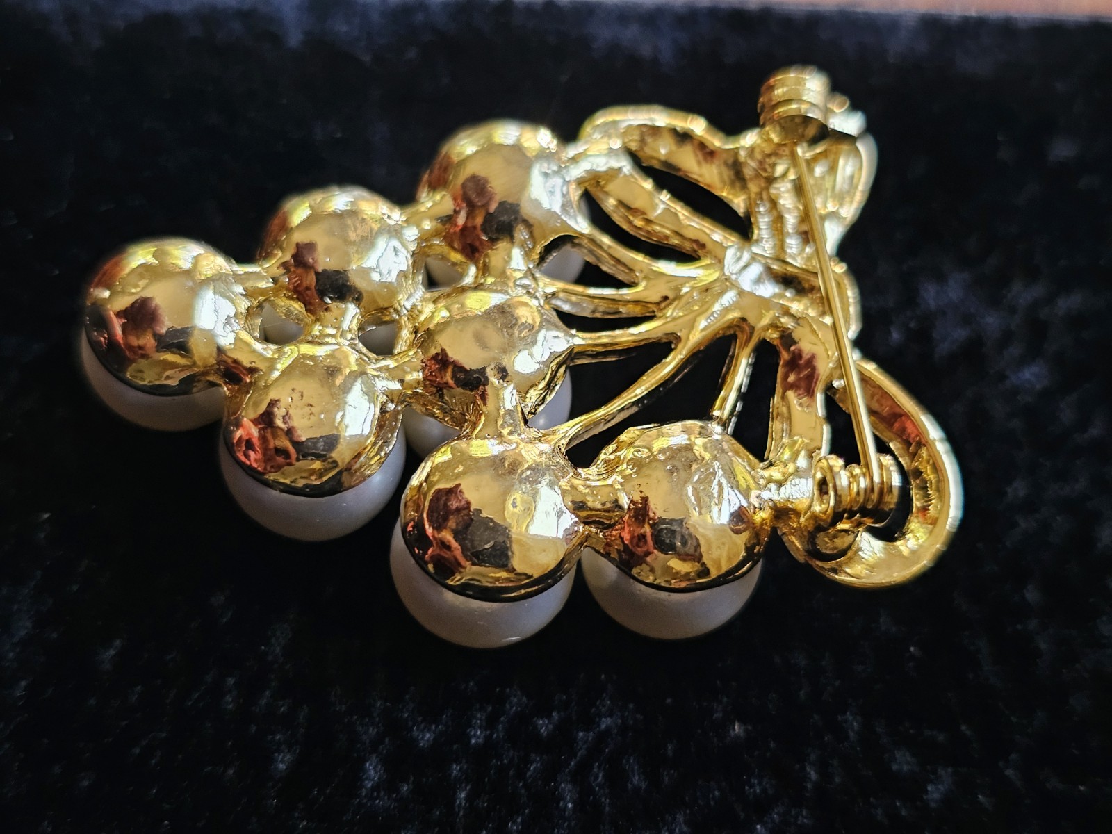 Vtg Lot 3 Brooch Grape Bunch Vine Clusters Imitation Pearl Gold Tone Fruit Pin