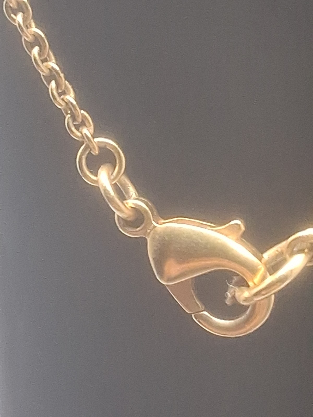 Vintage Ralph Lauren Gold Tone Hammered Leaf Graduated Dangle Station Necklace
