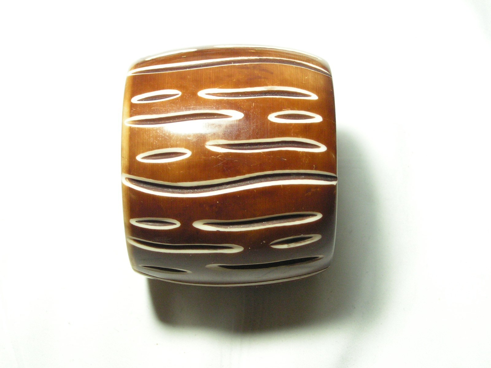 …Vintage Wide Carved Earth Tones Lucite Bangle Bracelet…