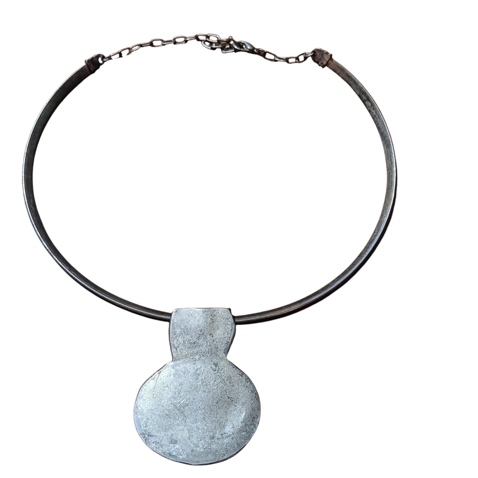 Silver Tone Necklace 14″ Boho Green Stone Pendant Earthy Nature Gemstone Wire