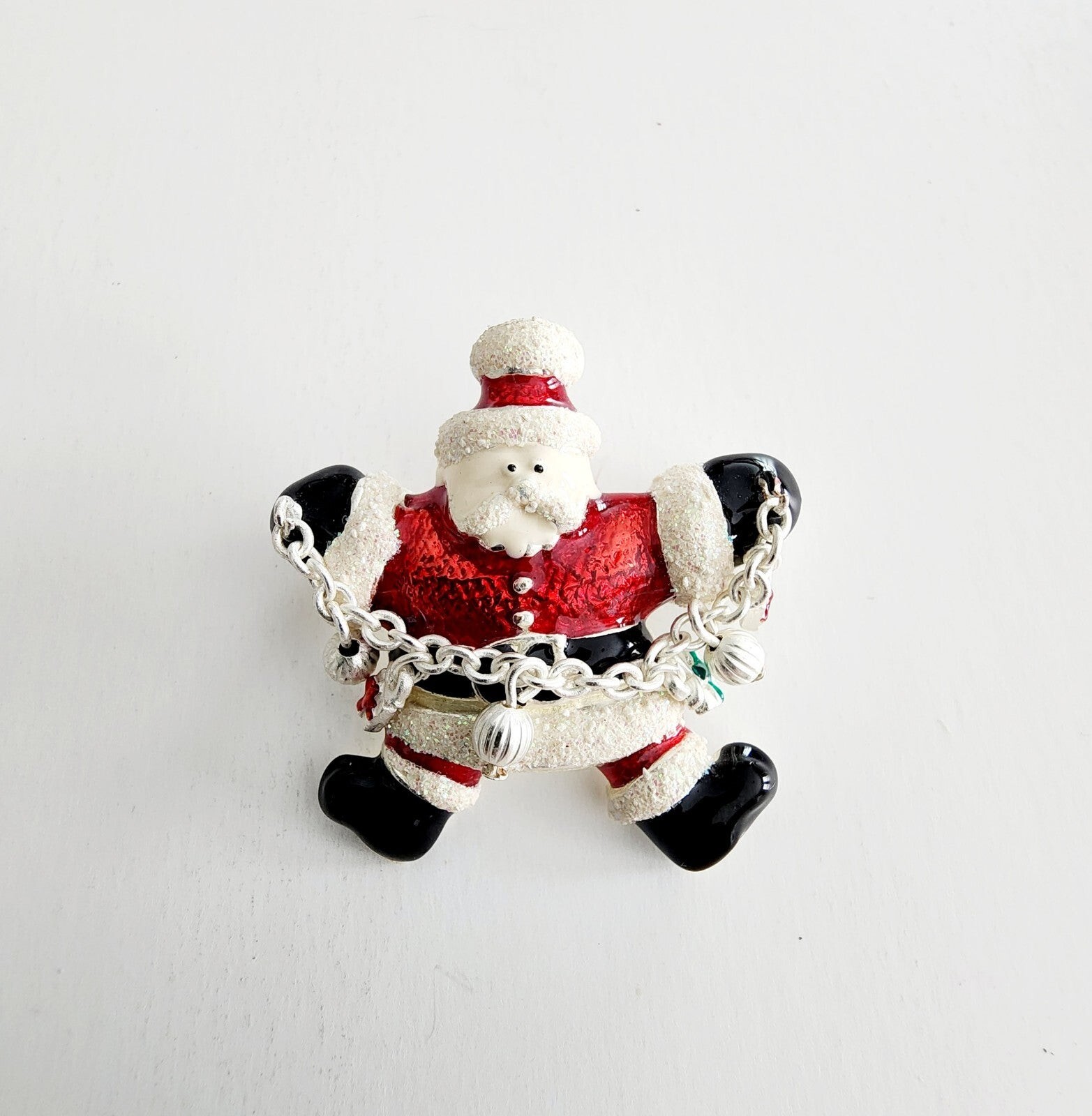Vintage Santa Claus Christmas Brooch Pin Enamel Metal Collectible