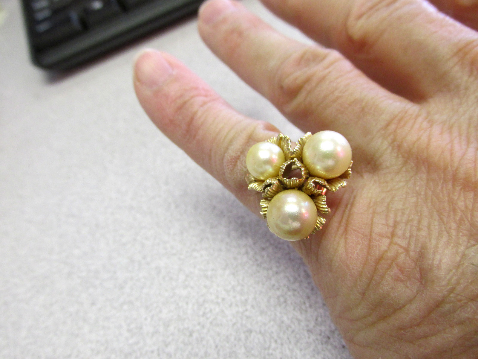 Beautiful Estate Heirloom Pearl Ring 14k Gold size 6-1/2 Make Offer