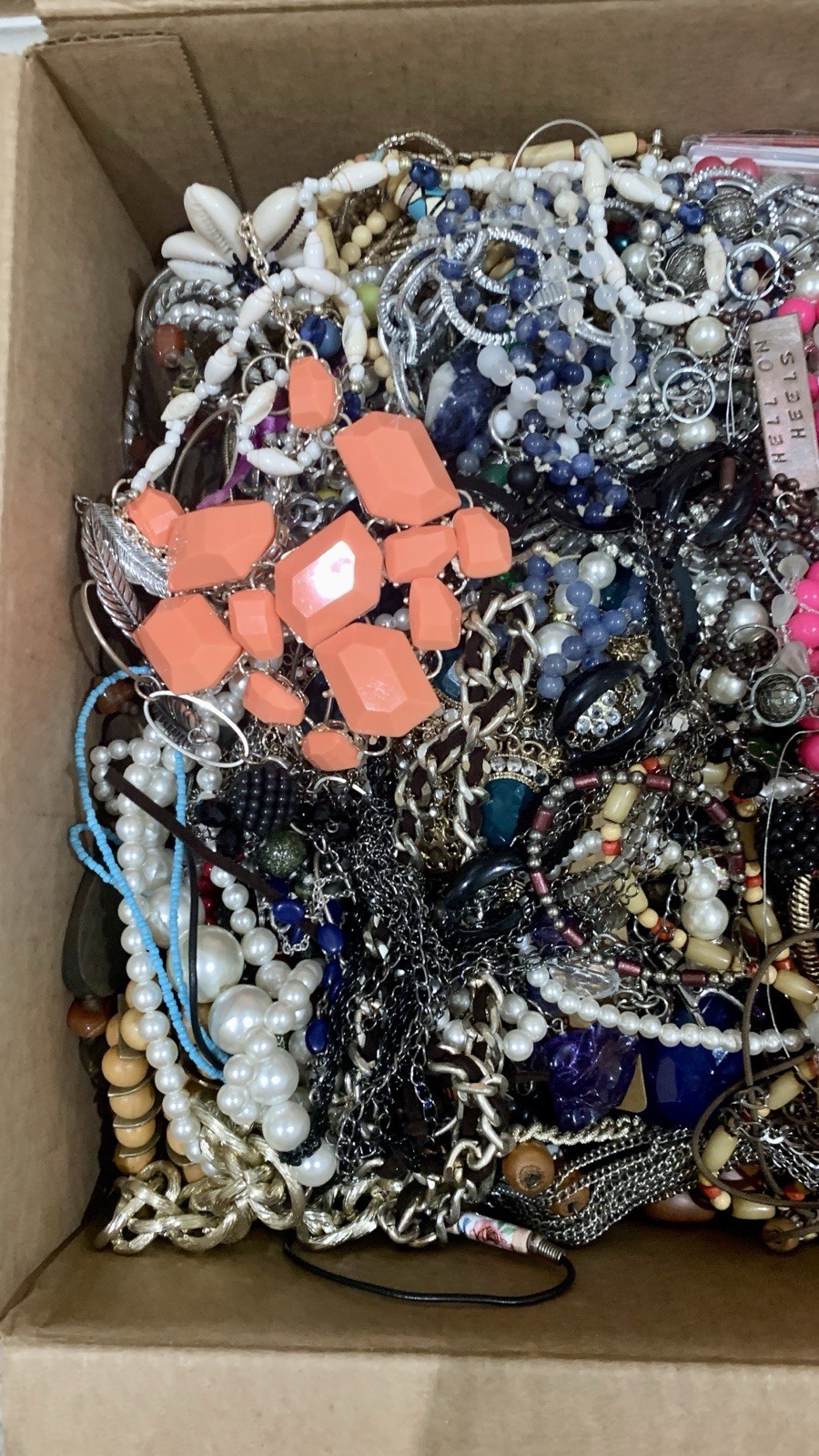 HUGE 19+ POUNDS COSTUME JEWELRY CRAFT WEAR TANGLED JUNK JEWELRY MAKERS LOT# 22