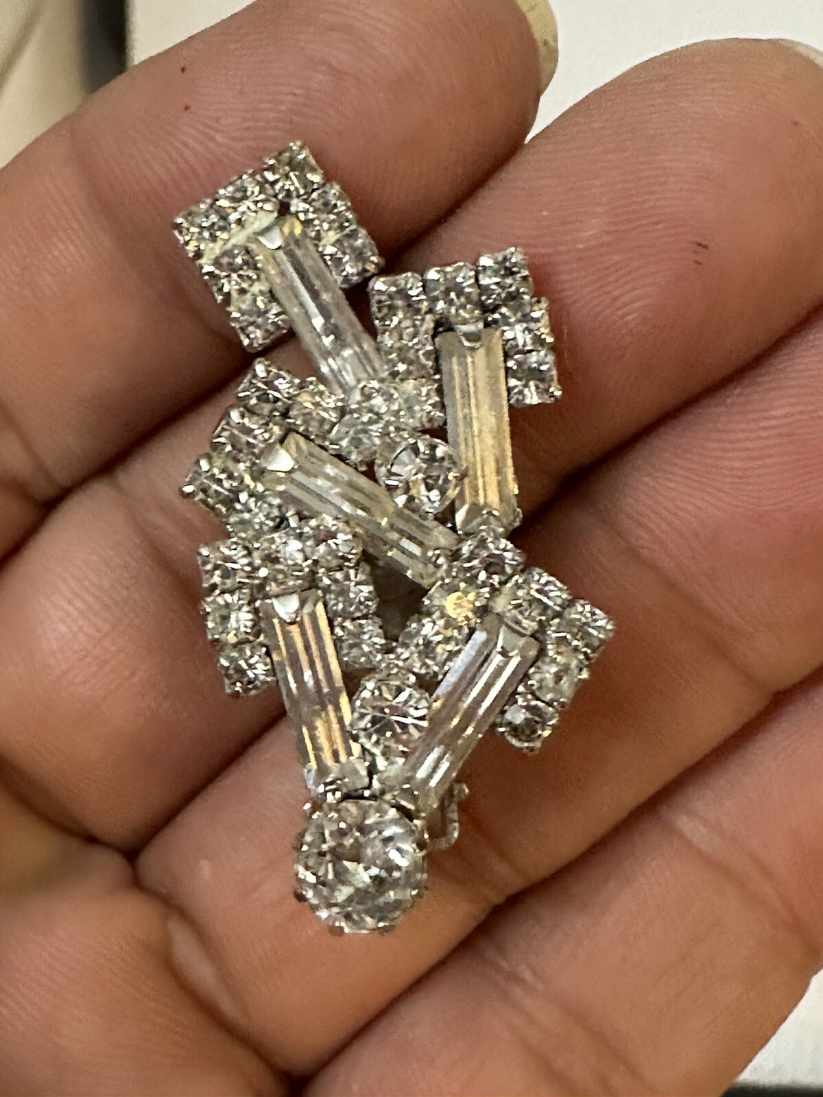 WEISS BROOCH & CLIP-ON EARRINGS SET Clear Rhinestone Emerald Cut And Round