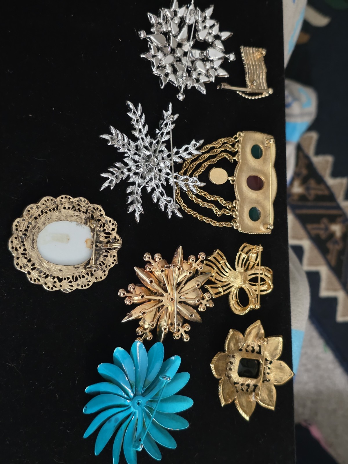 Vintage Mixed Brooch Lot Napier Weiss Sarah Coventry Rhinstone Enamel