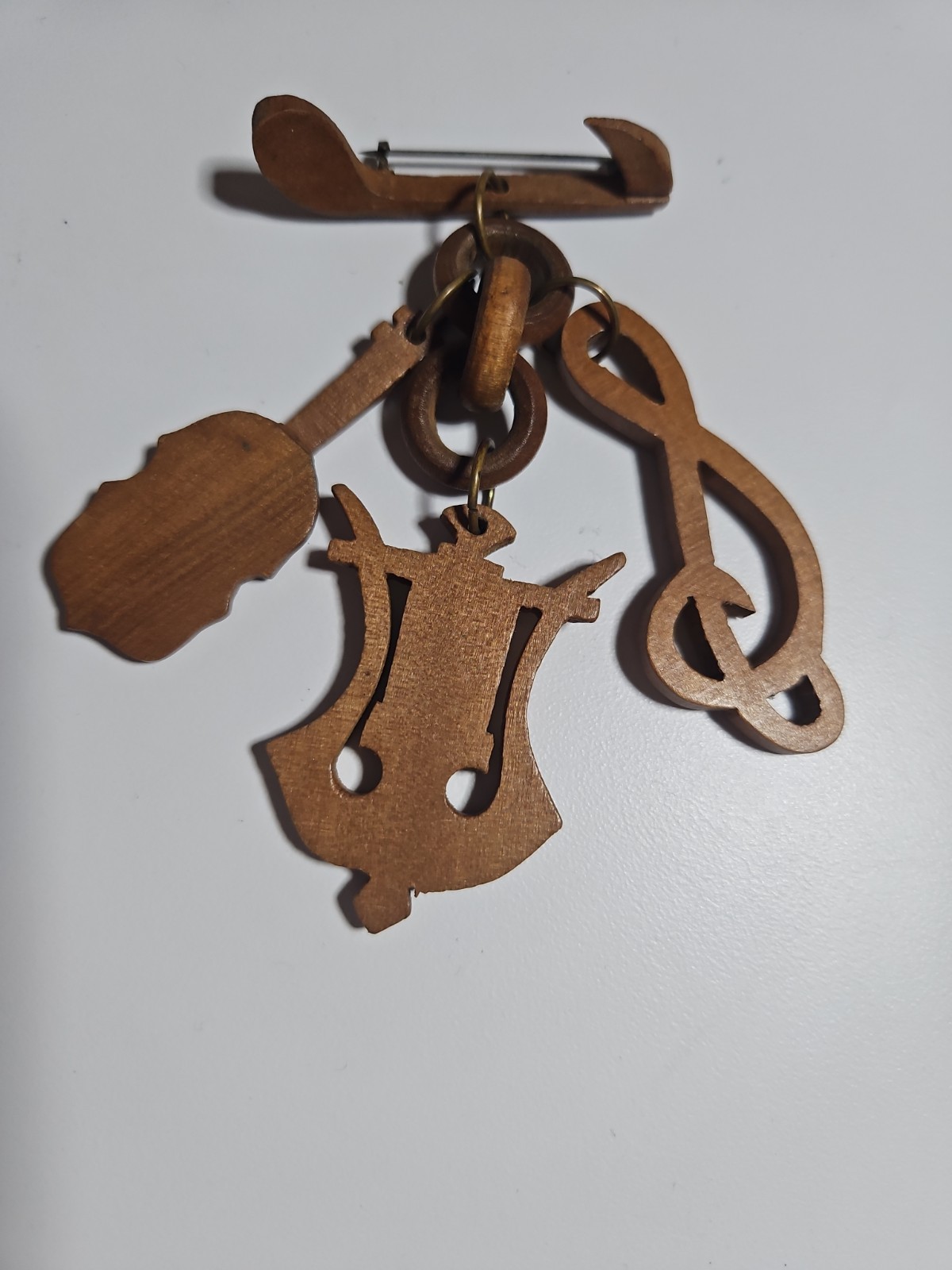 Vintage Guitar Brooch Pin Dangling Musical Notes Retro Music