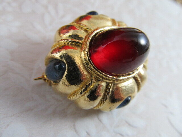 Vintage Designer Roxanne Assoulin Gripoix Poured Glass Cabochons Gold Tone PIN
