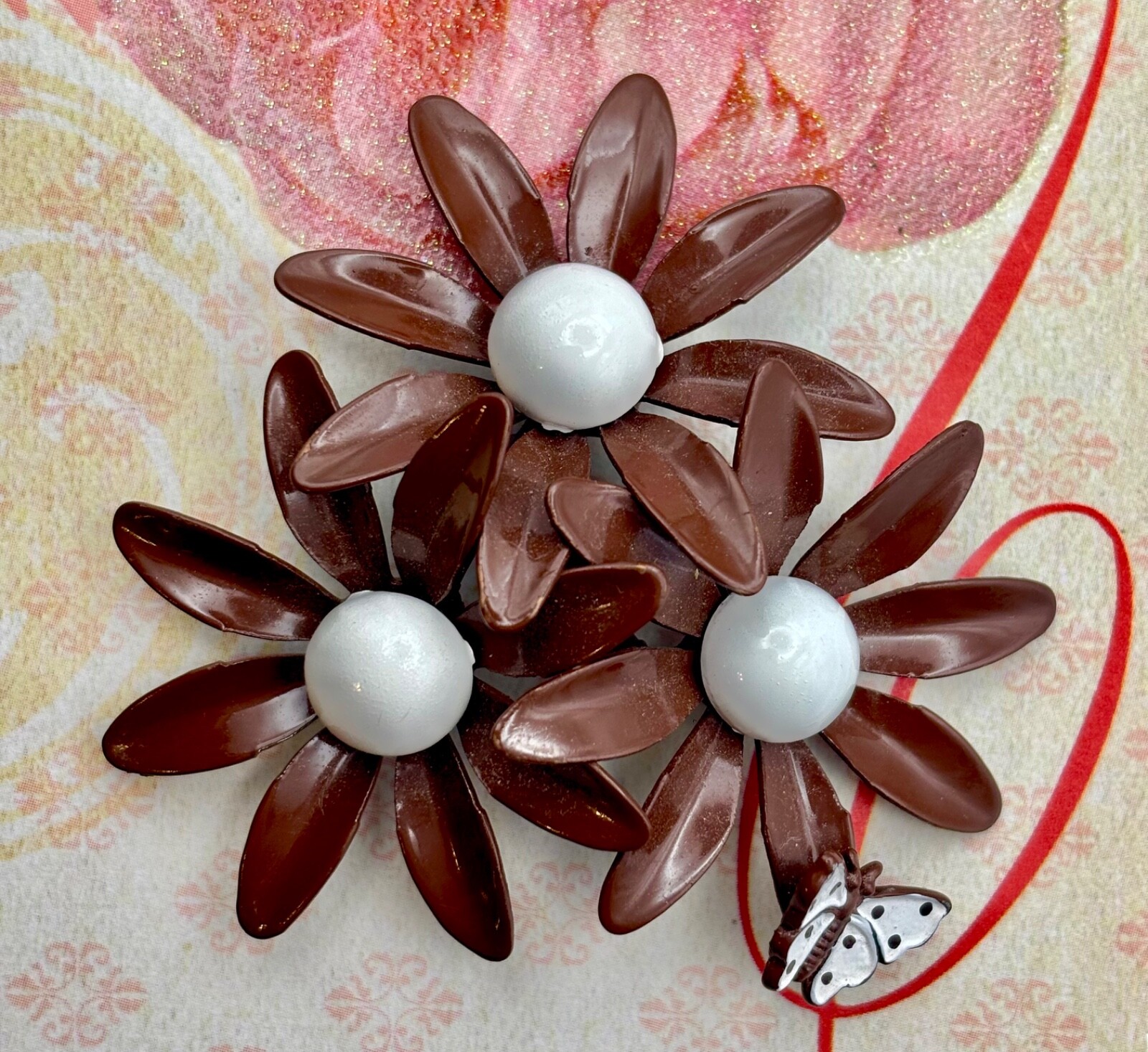 Vintage Flower Brooch,PIN, Triple Bloom, 1970s Autumn Brown,White,EXCELLENT🍁