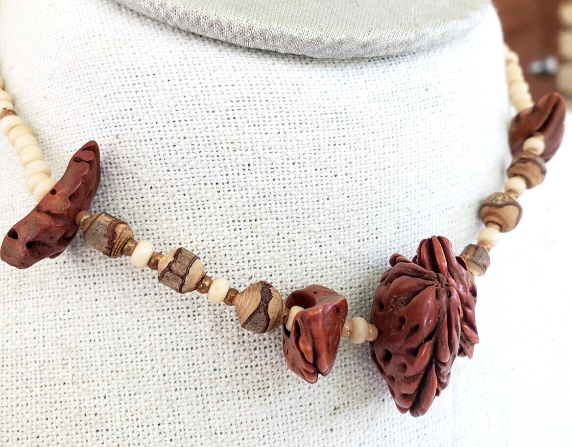 Vintag Nut Seed Cork Beige Glass Bead Choker Necklace 15″ Spring Ring