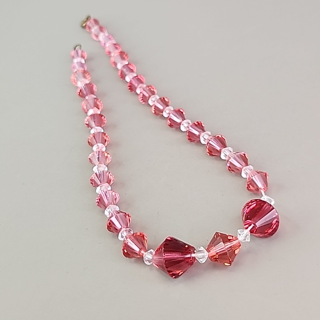 Vintage Glass Beaded Necklace Pink Bicone Graduated Short Choker 14″