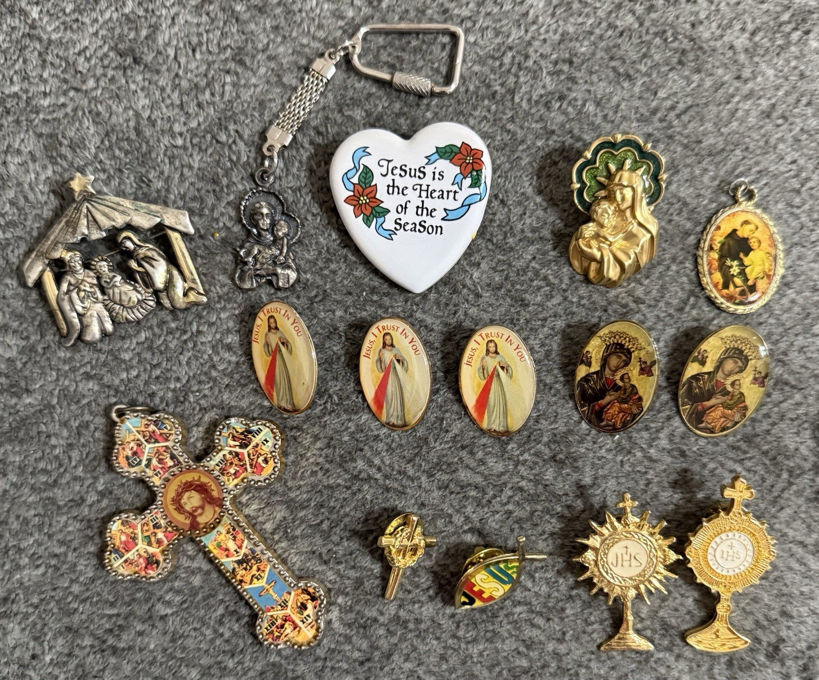 Vintage Religious Pins Brooch Pendant Christmas Pin Lot Catholic Nativity etc…