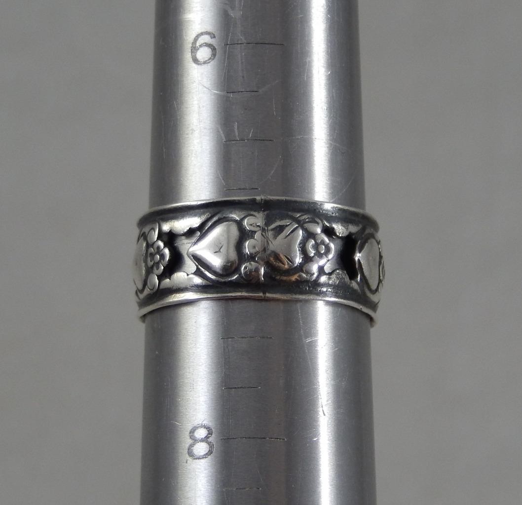 Vintage Solid Sterling Silver Filigree Hearts & Flowers Band Ring 7 Vargas F1996