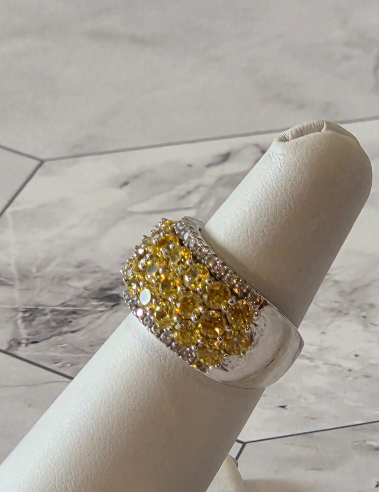 VINTAGE 925 Silver signed SD 3 Row Yellow Citrine w/ CZ Accent Ring sz 5