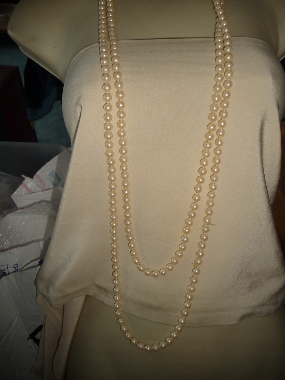 43” L HAND KNOTTED FAUX PEARL BEADS NO CLASP FLAPPER NECKLACE #15/7