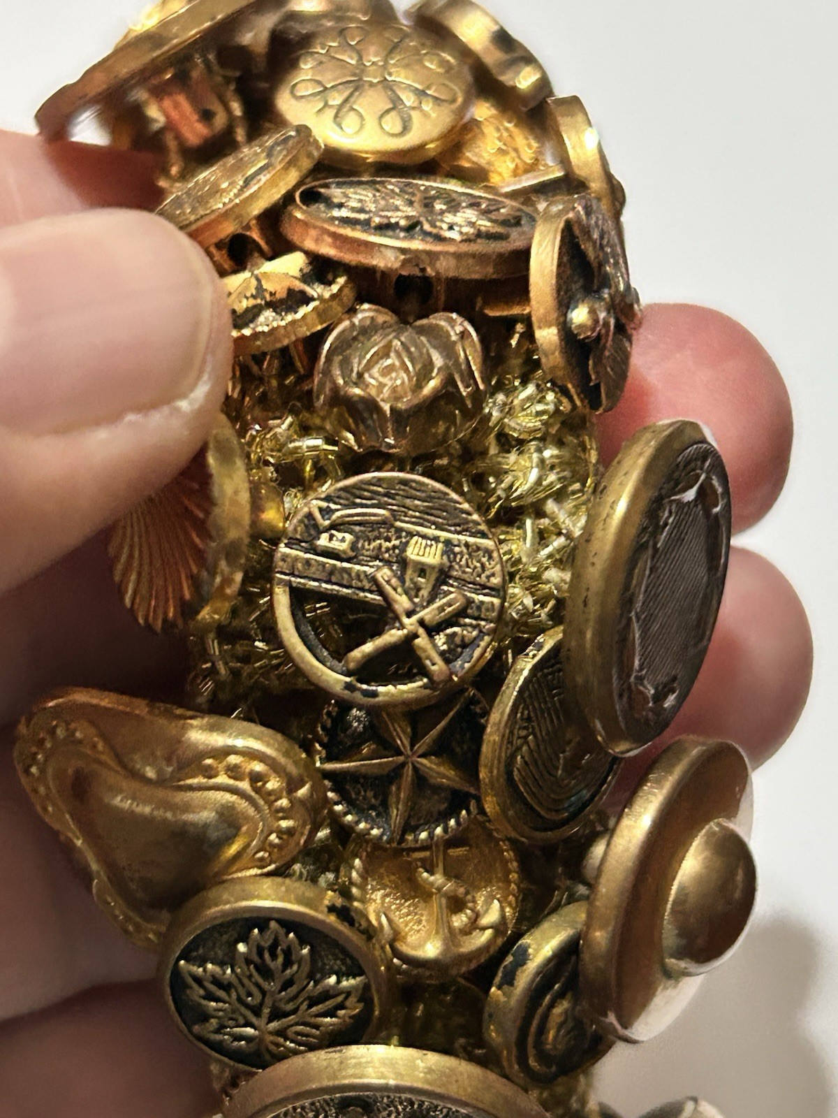 Vintage Mid-Century Buttons Bracelet Stretchy Crochet Gold Tone Victorian Style
