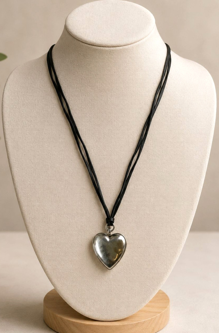 Vintage Silver Tone Heart Locket Necklace Black Leather Boho